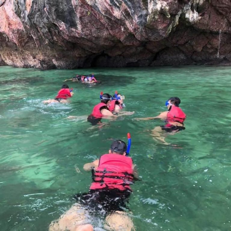 Snorkeling at Dangli Island